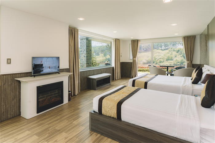 Triple Room